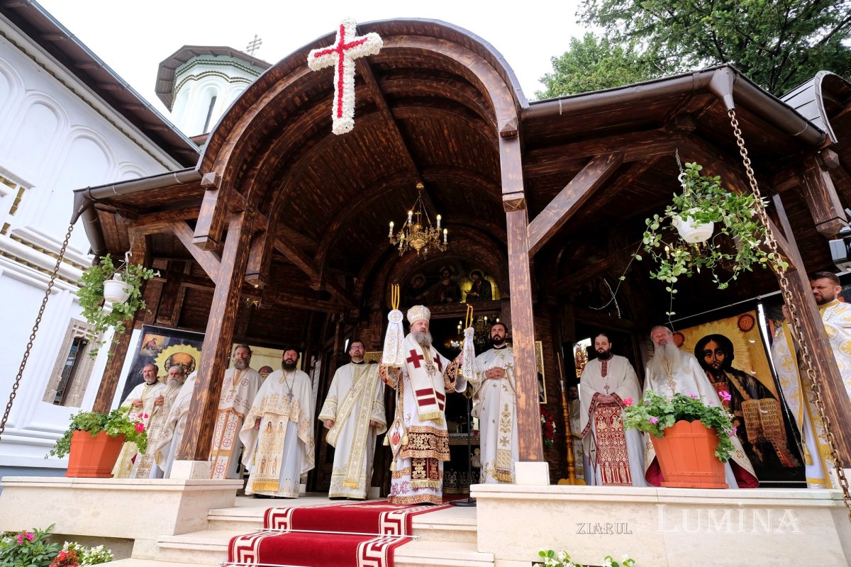 Zile de sărbătoare la Mănăstirea Plumbuita 182102