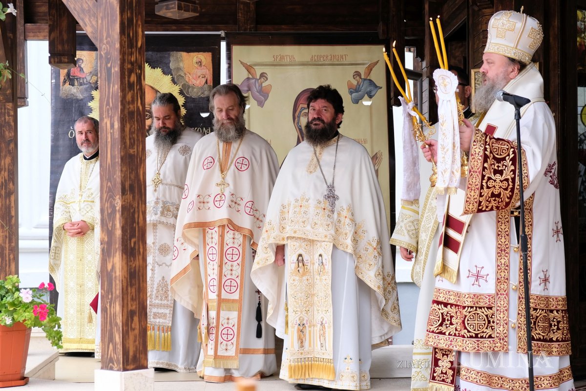 Zile de sărbătoare la Mănăstirea Plumbuita 182103