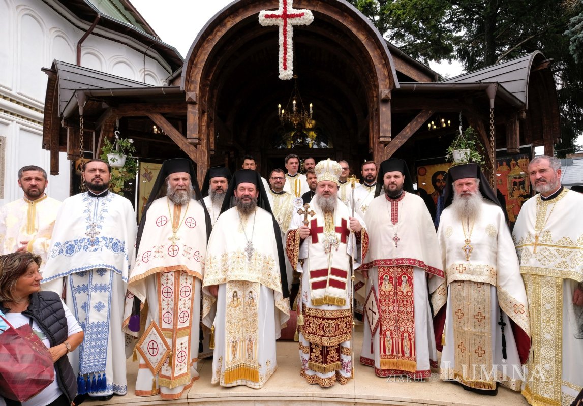 Zile de sărbătoare la Mănăstirea Plumbuita 182119