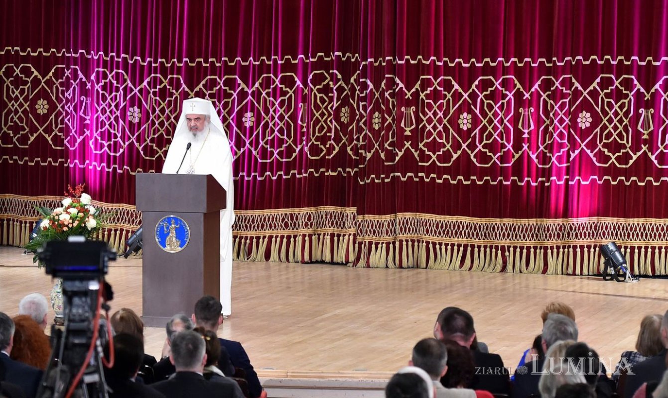 Ziua Limbii Române - sărbătoare a identităţii şi demnităţii poporului român 182290