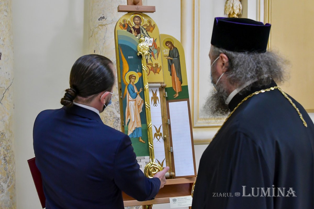 Premierea câștigătorilor celei de-a 10-a ediții a concursului „Icoana ortodoxă - lumina credinței” 182410