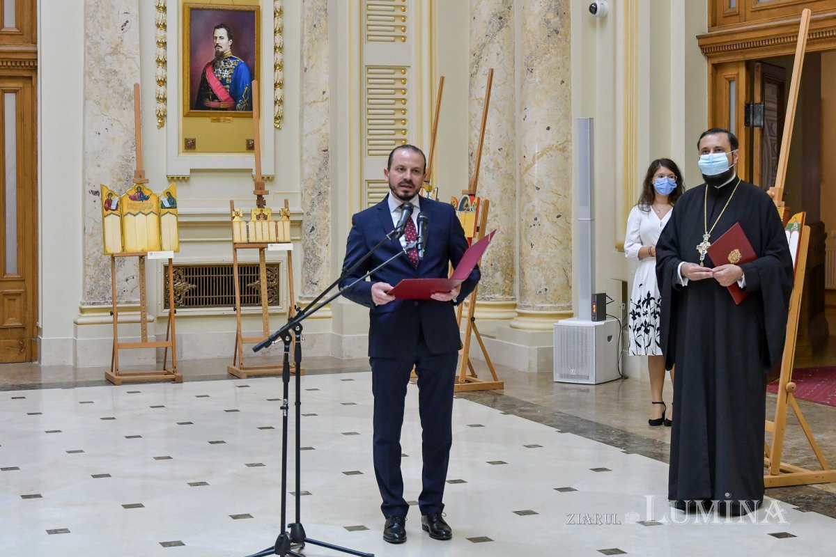 Premierea câștigătorilor celei de-a 10-a ediții a concursului „Icoana ortodoxă - lumina credinței” 182414