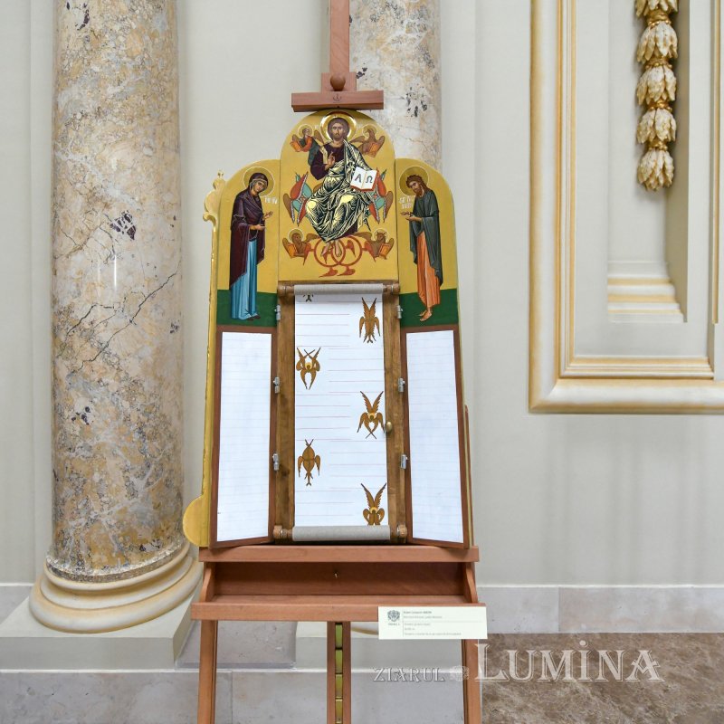 Premierea câștigătorilor celei de-a 10-a ediții a concursului „Icoana ortodoxă - lumina credinței” 182430