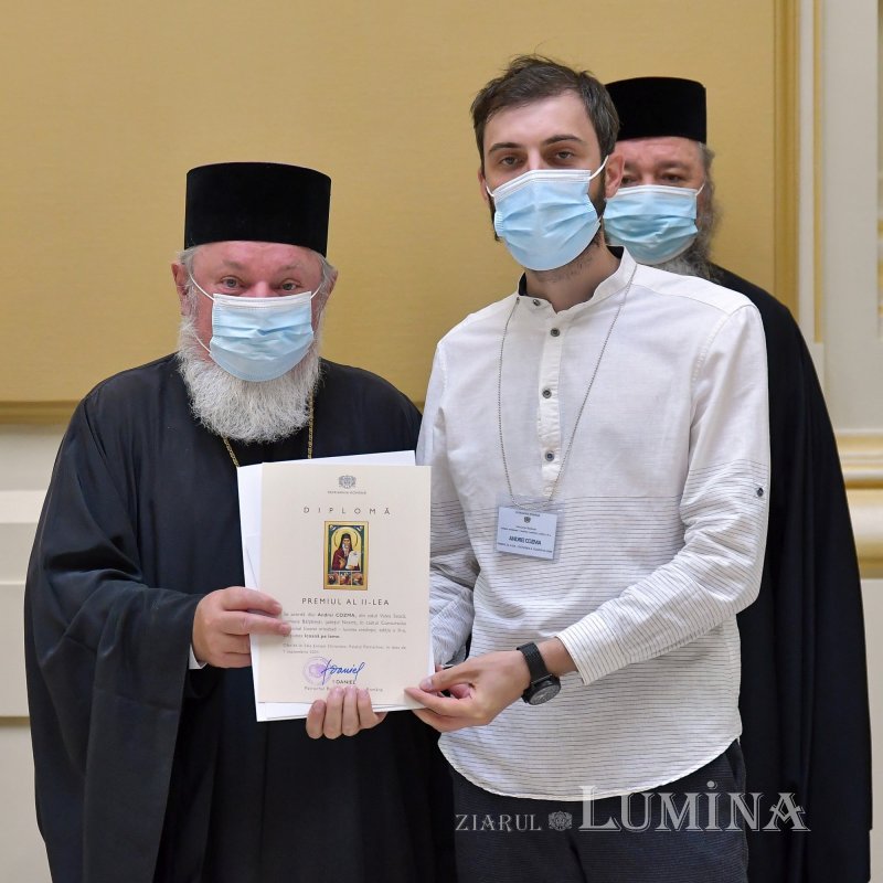 Premierea câștigătorilor celei de-a 10-a ediții a concursului „Icoana ortodoxă - lumina credinței” 182433