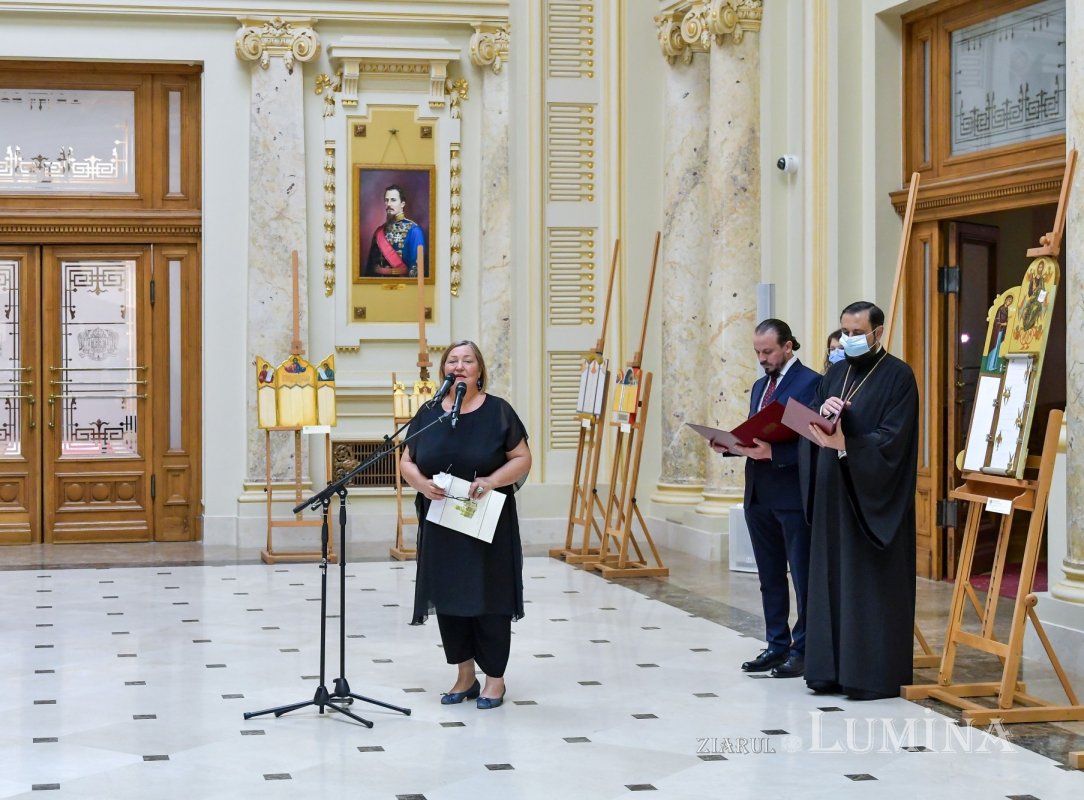 Premierea câștigătorilor celei de-a 10-a ediții a concursului „Icoana ortodoxă - lumina credinței” 182512