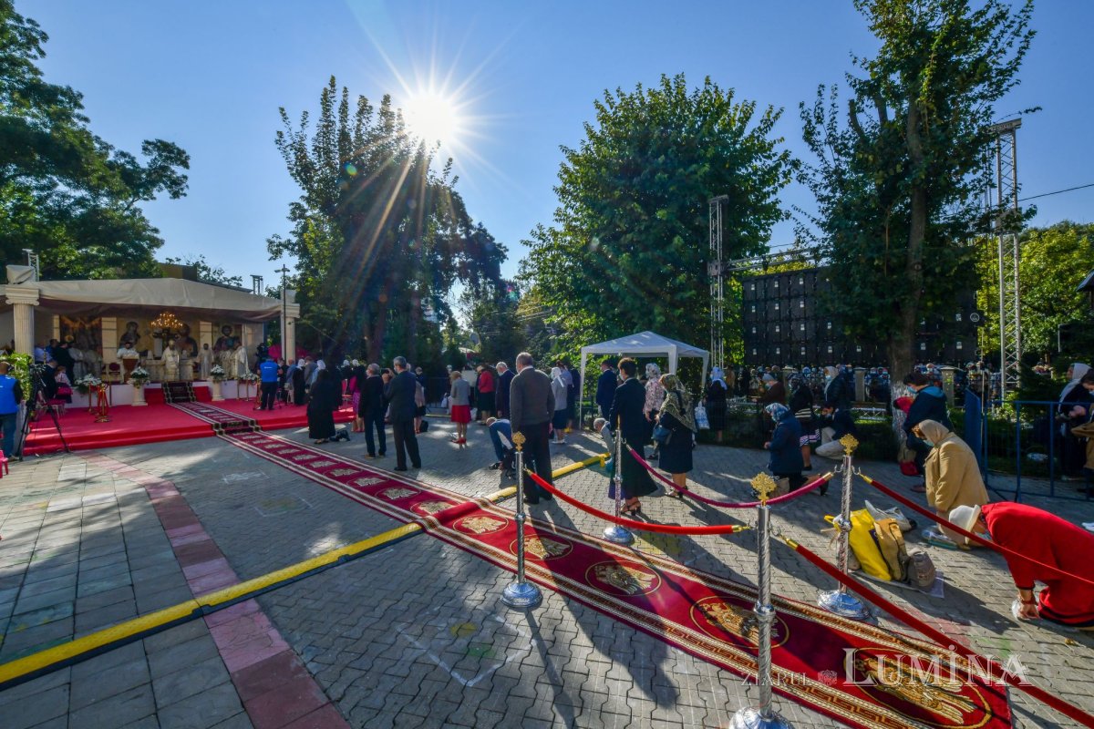 A fost sfințită biserica Sfântului Mercurie din București 182796
