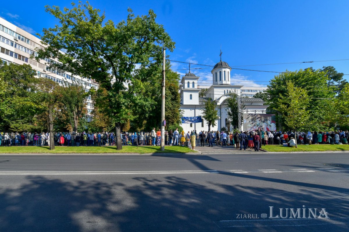 A fost sfințită biserica Sfântului Mercurie din București 182800