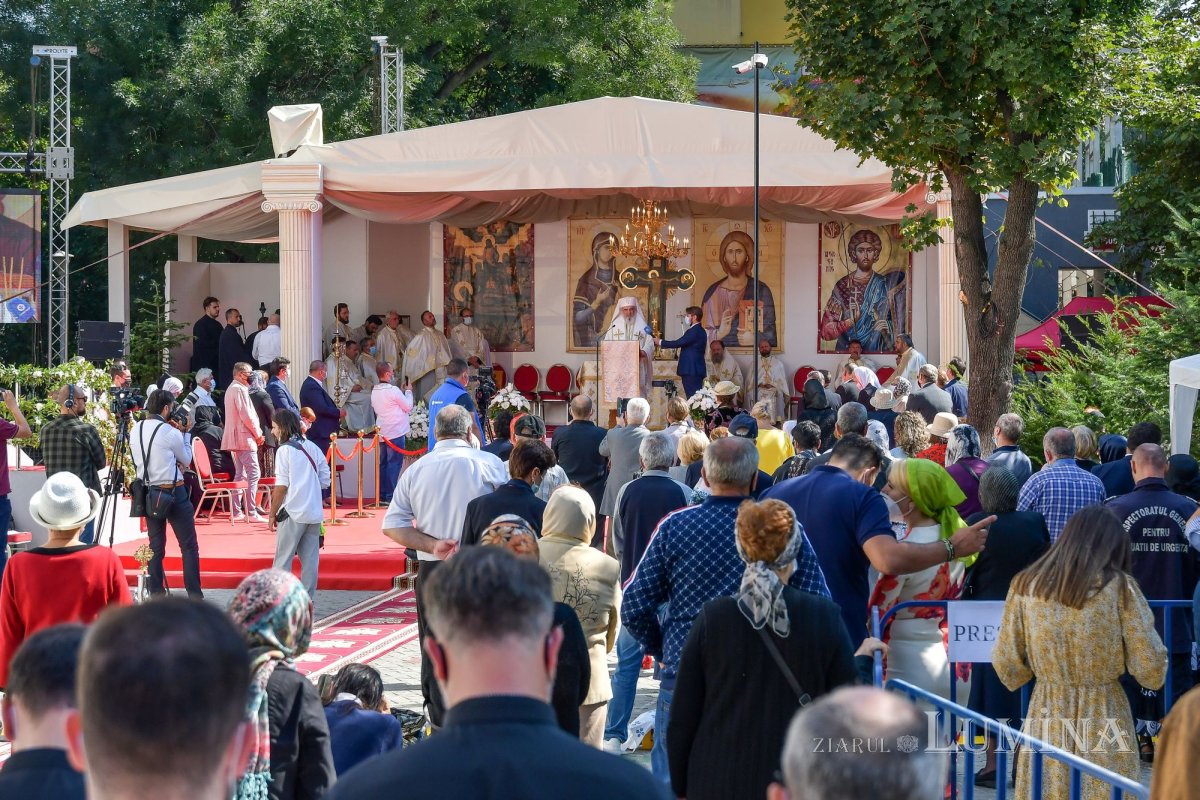 A fost sfințită biserica Sfântului Mercurie din București 182808