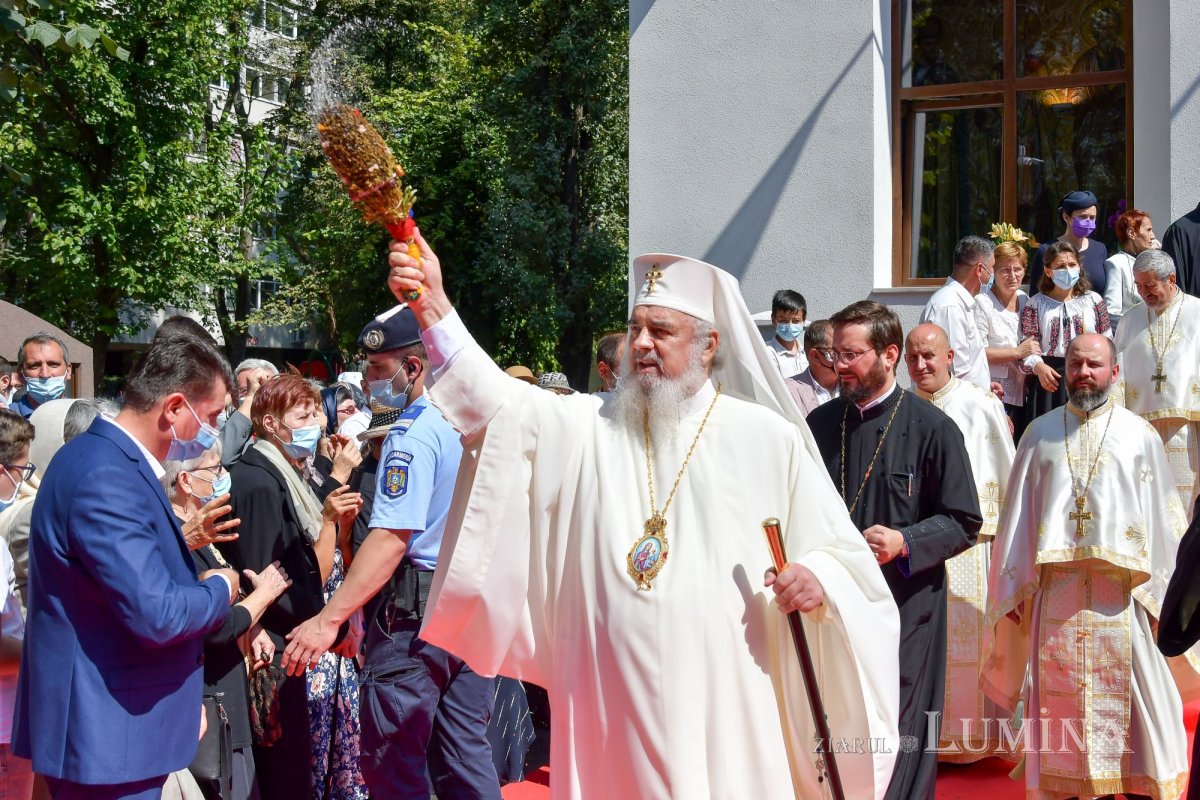 A fost sfințită biserica Sfântului Mercurie din București 182851