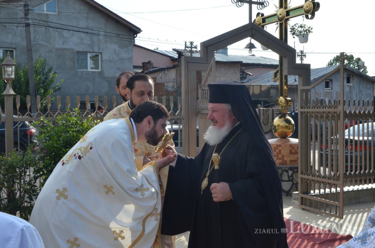 Un nou preot slujitor pentru Parohia Roşu din Ilfov 182741