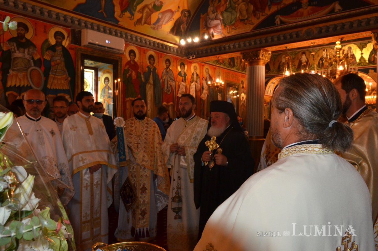 Un nou preot slujitor pentru Parohia Roşu din Ilfov 182744