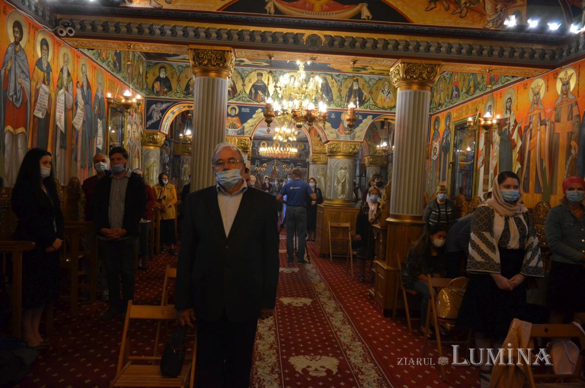 Un nou preot slujitor pentru Parohia Roşu din Ilfov 182750