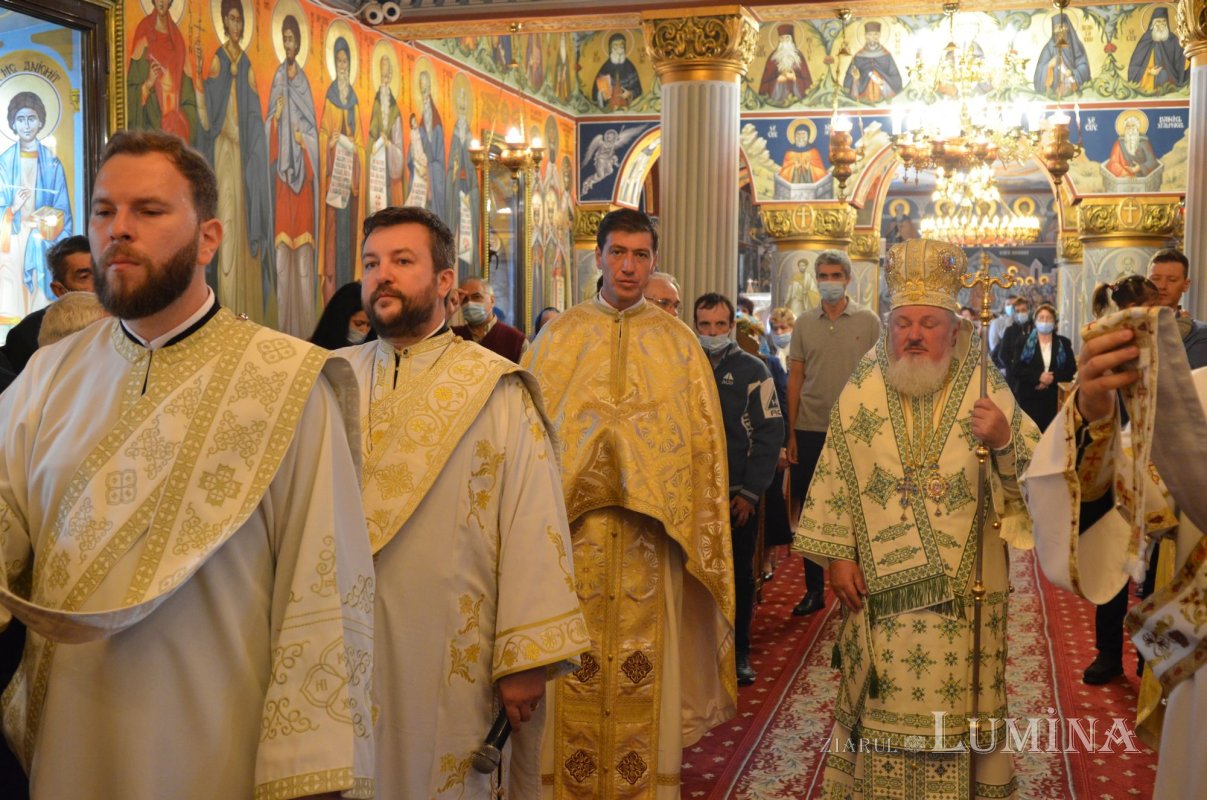 Un nou preot slujitor pentru Parohia Roşu din Ilfov 182768