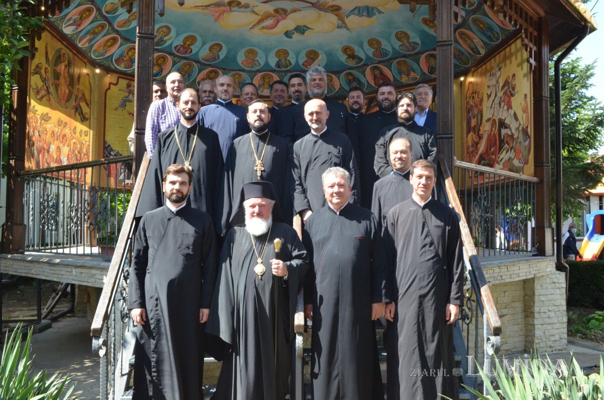 Un nou preot slujitor pentru Parohia Roşu din Ilfov 182980