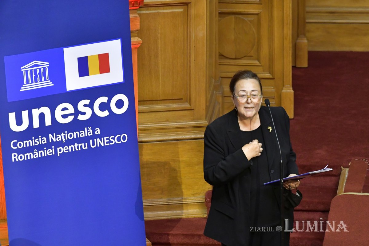 „Istorie și artă în România. Perspective spirituale” 183046