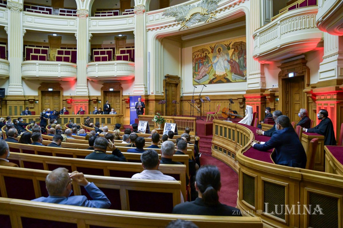 „Istorie și artă în România. Perspective spirituale” 183059