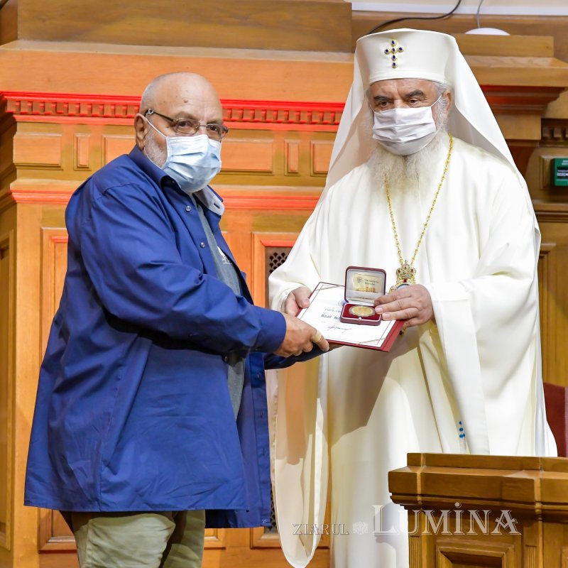 „Istorie și artă în România. Perspective spirituale” 183075