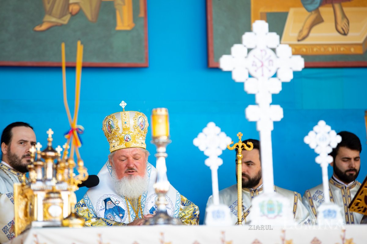 Binecuvântare arhierească la Altarul de vară de pe Colina Patriarhiei 183216