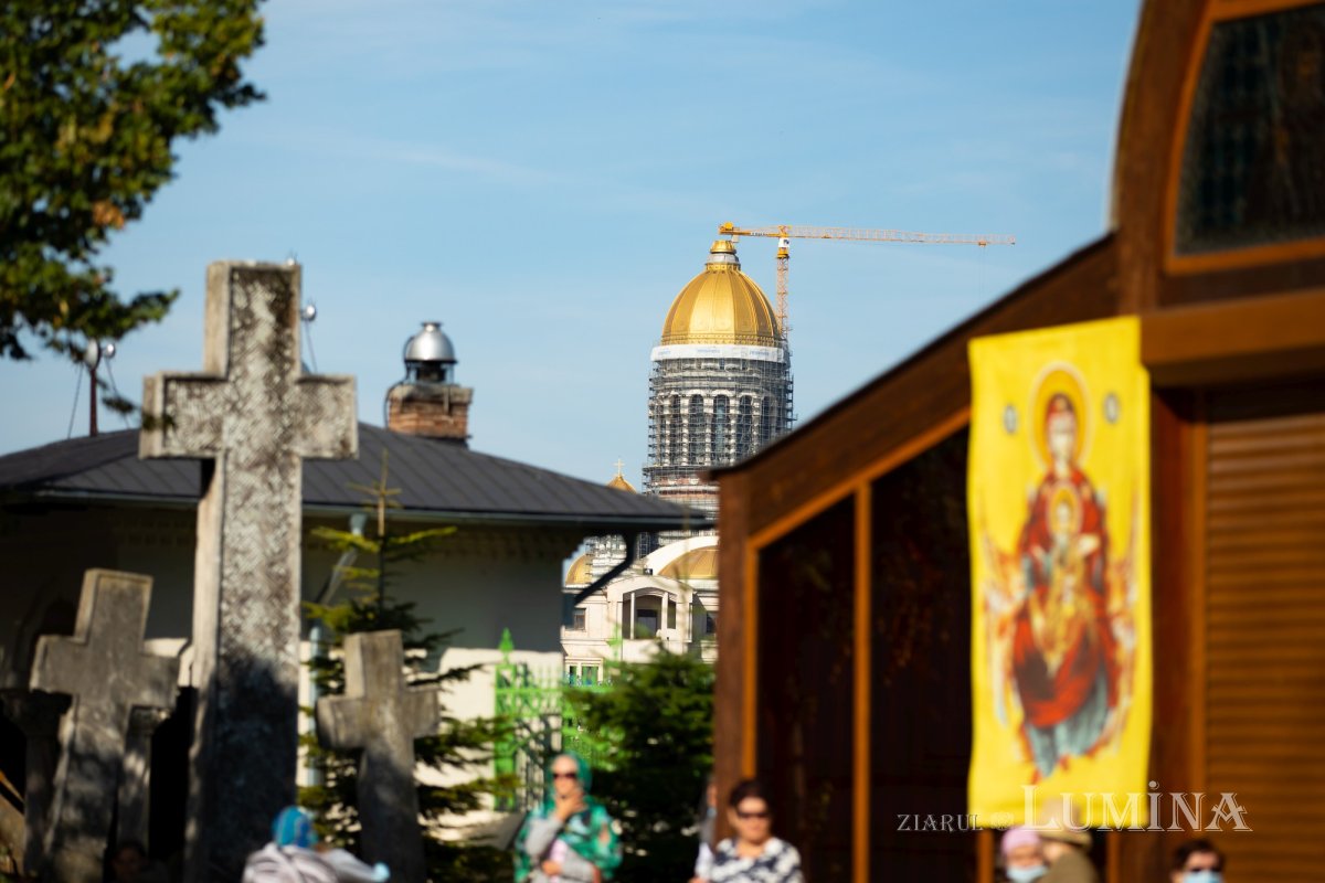 Binecuvântare arhierească la Altarul de vară de pe Colina Patriarhiei 183234