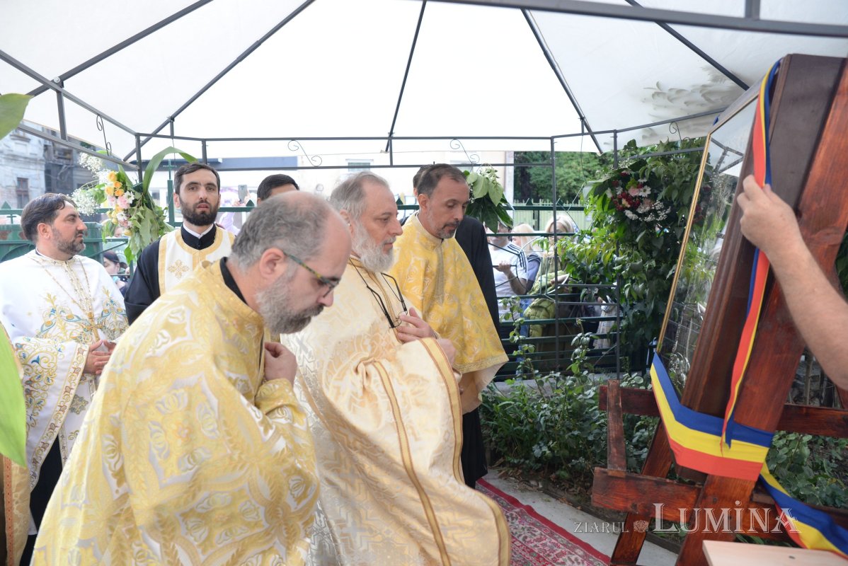 Icoana Maicii Domnului de la Letca Nouă a ajuns în București 183386