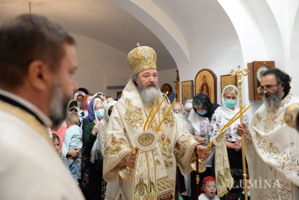 Înnoire și sfințire la biserica Parohiei „Sfânta Irina” din Voluntari 183766