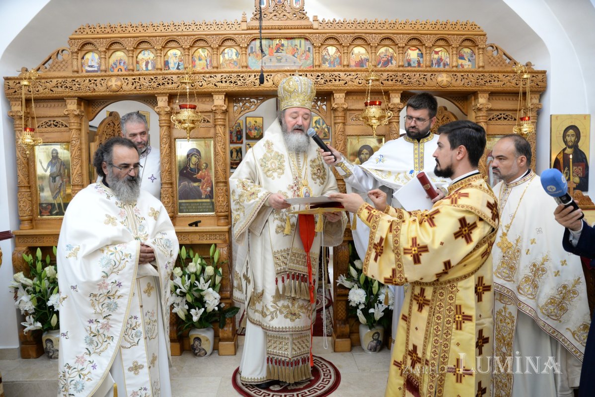 Înnoire și sfințire la biserica Parohiei „Sfânta Irina” din Voluntari 183769