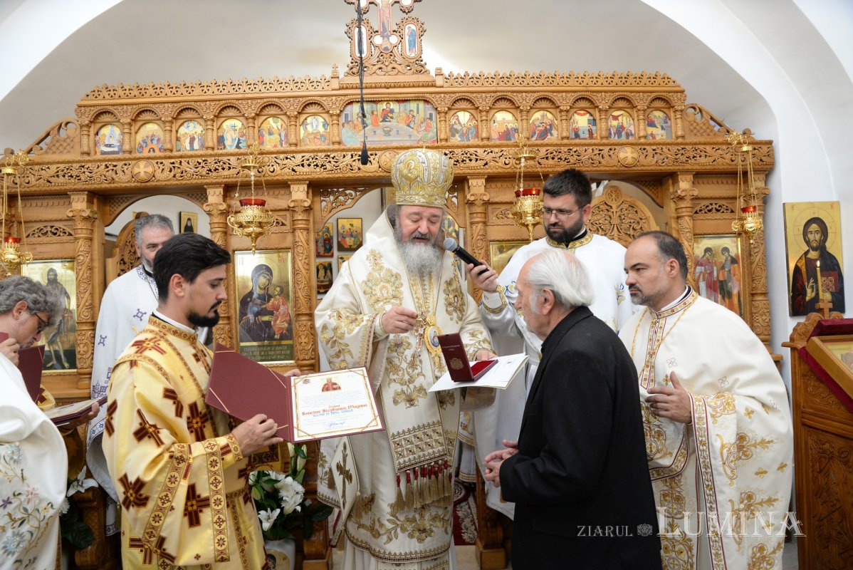 Înnoire și sfințire la biserica Parohiei „Sfânta Irina” din Voluntari 183771