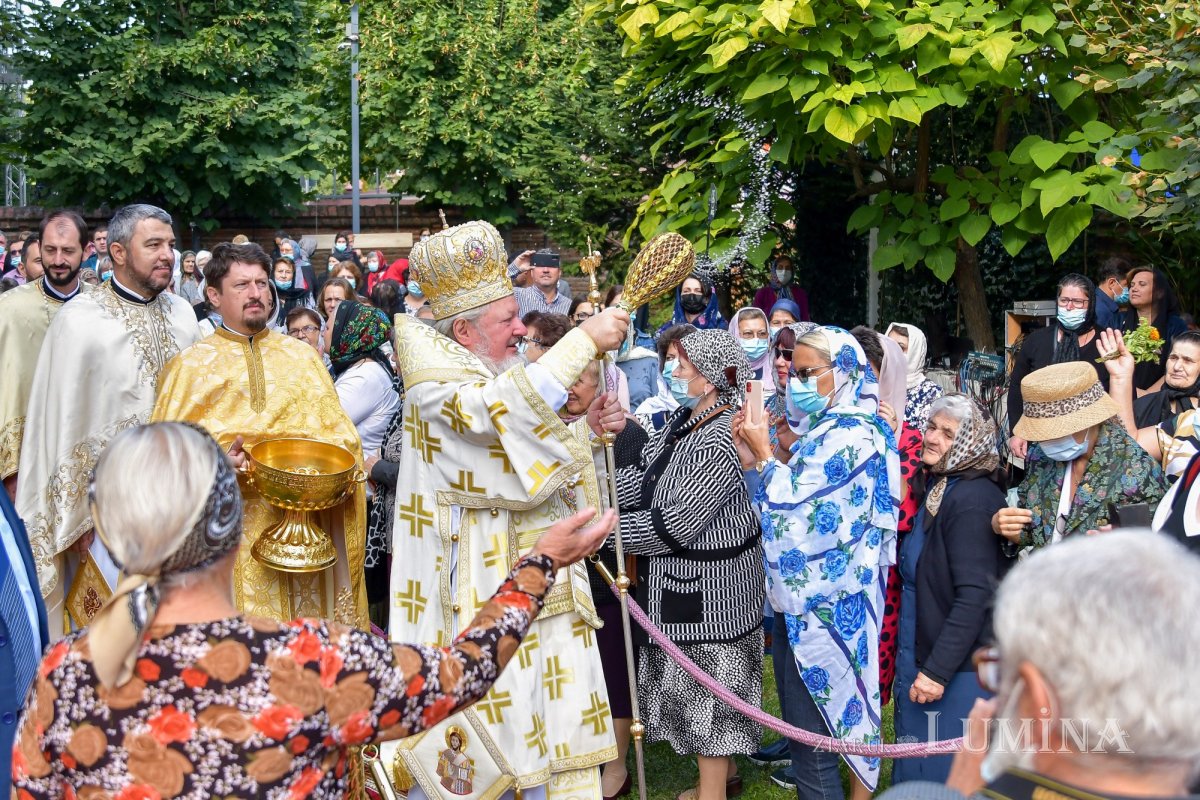 Sfinții Martiri Brâncoveni, noii ocrotitori ai unei biserici restaurate din Ilfov 183805