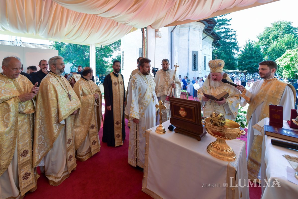 Sfinții Martiri Brâncoveni, noii ocrotitori ai unei biserici restaurate din Ilfov 183835