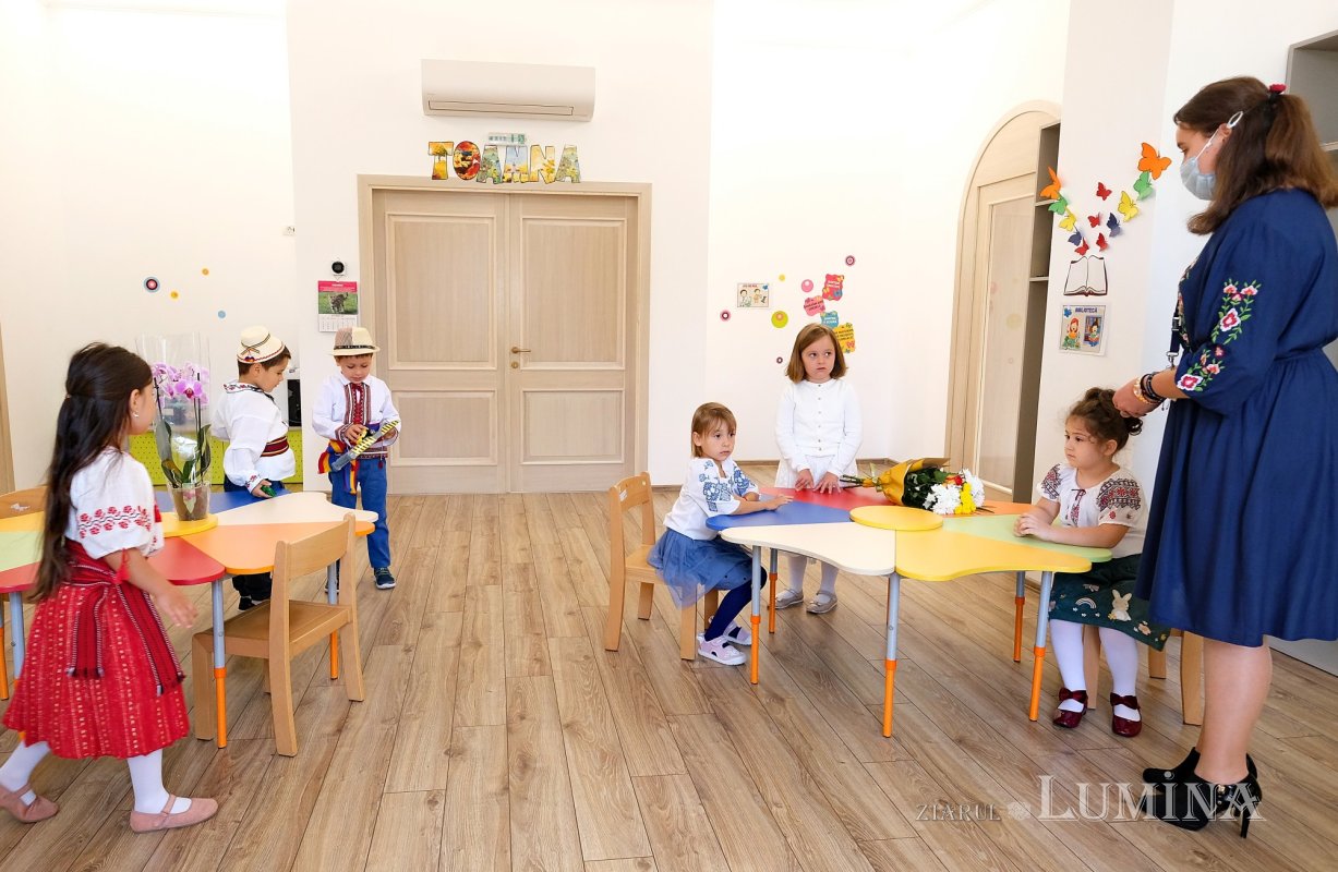 Începutul anului şcolar la Grădiniţa „Buna Vestire” a Patriarhiei Române 183948