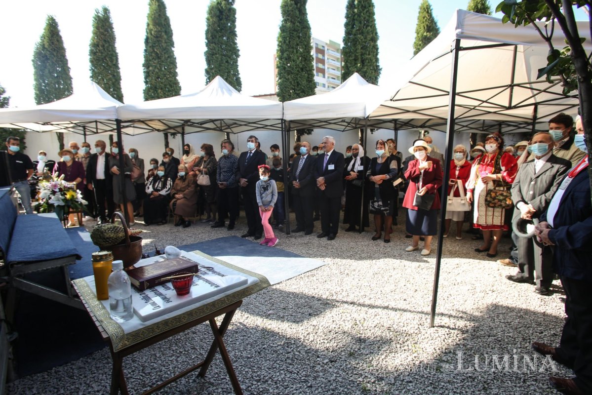 Piatră de temelie pentru noua biserică a Parohiei Braşov-Valea Cetăţii II 183867