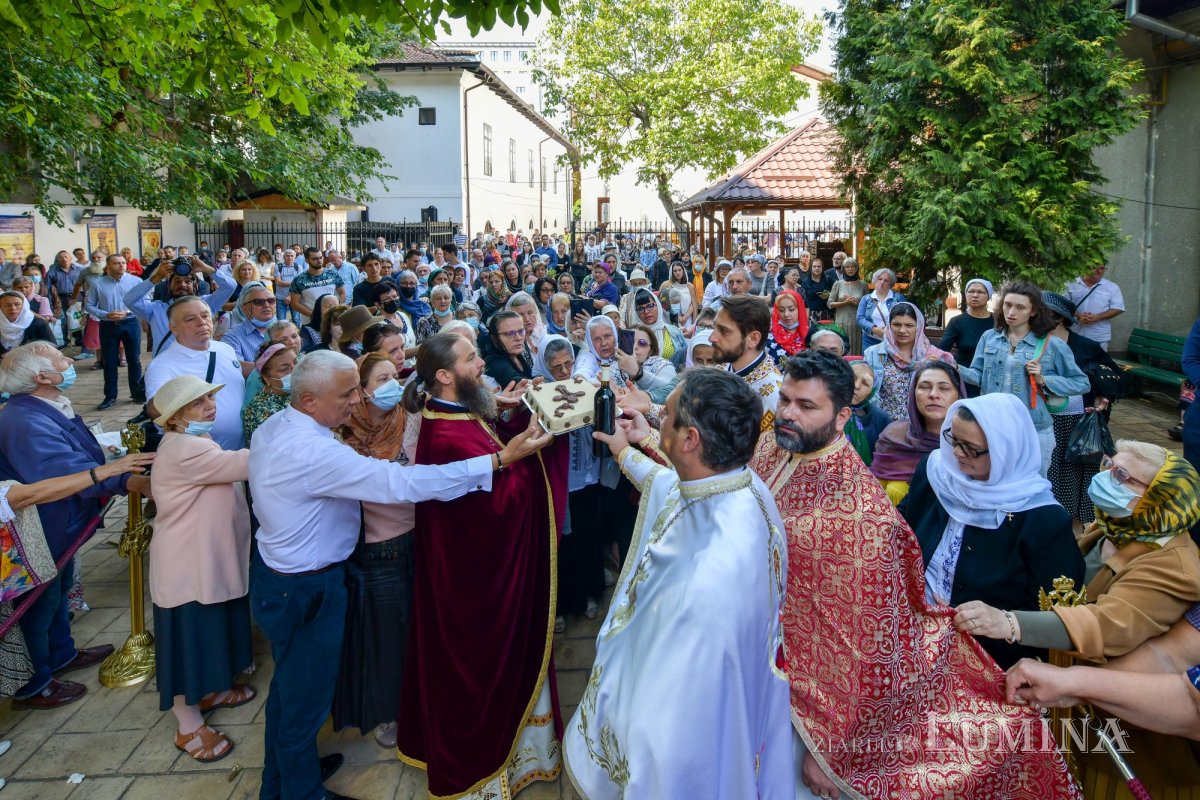 Pelerinajul de toamnă la Parohia „Sfântul Vasile cel Mare” de pe Calea Victoriei 184177