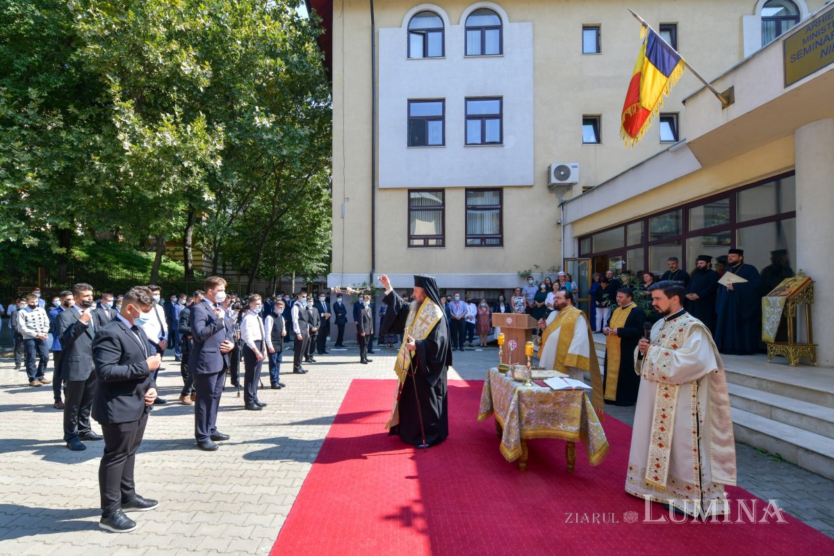 Deschiderea noului an școlar la Seminarul Teologic din Capitală 184367