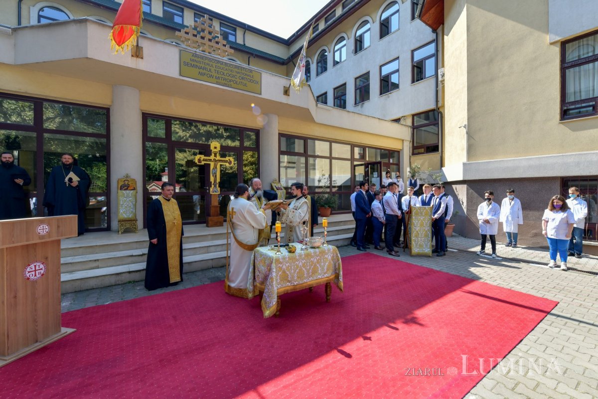 Deschiderea noului an școlar la Seminarul Teologic din Capitală 184373