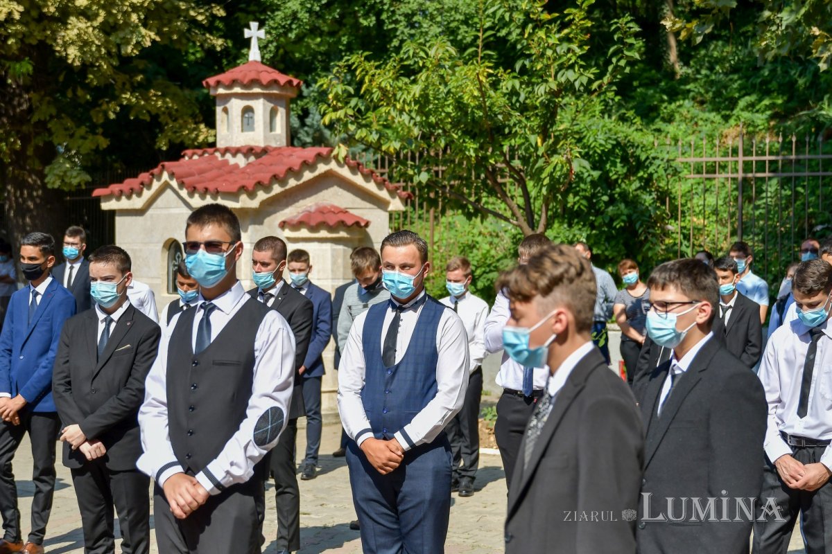 Deschiderea noului an școlar la Seminarul Teologic din Capitală 184377