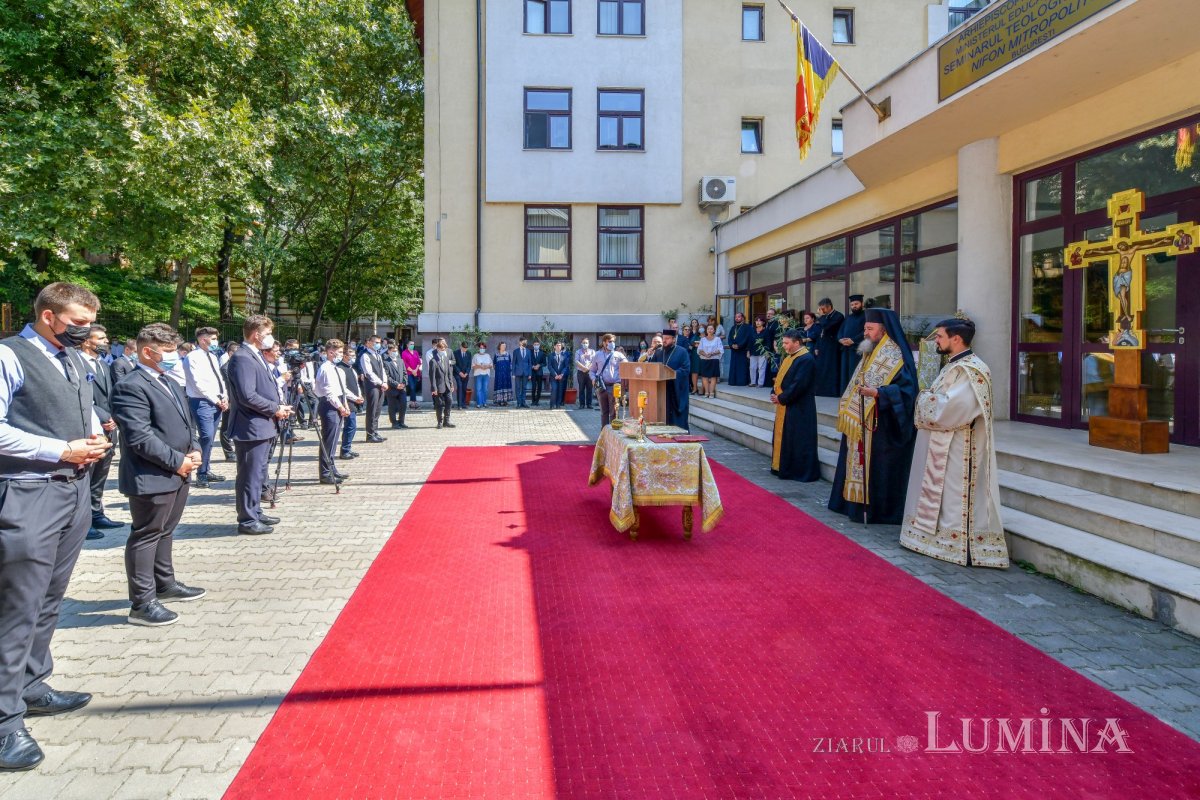 Deschiderea noului an școlar la Seminarul Teologic din Capitală 184379