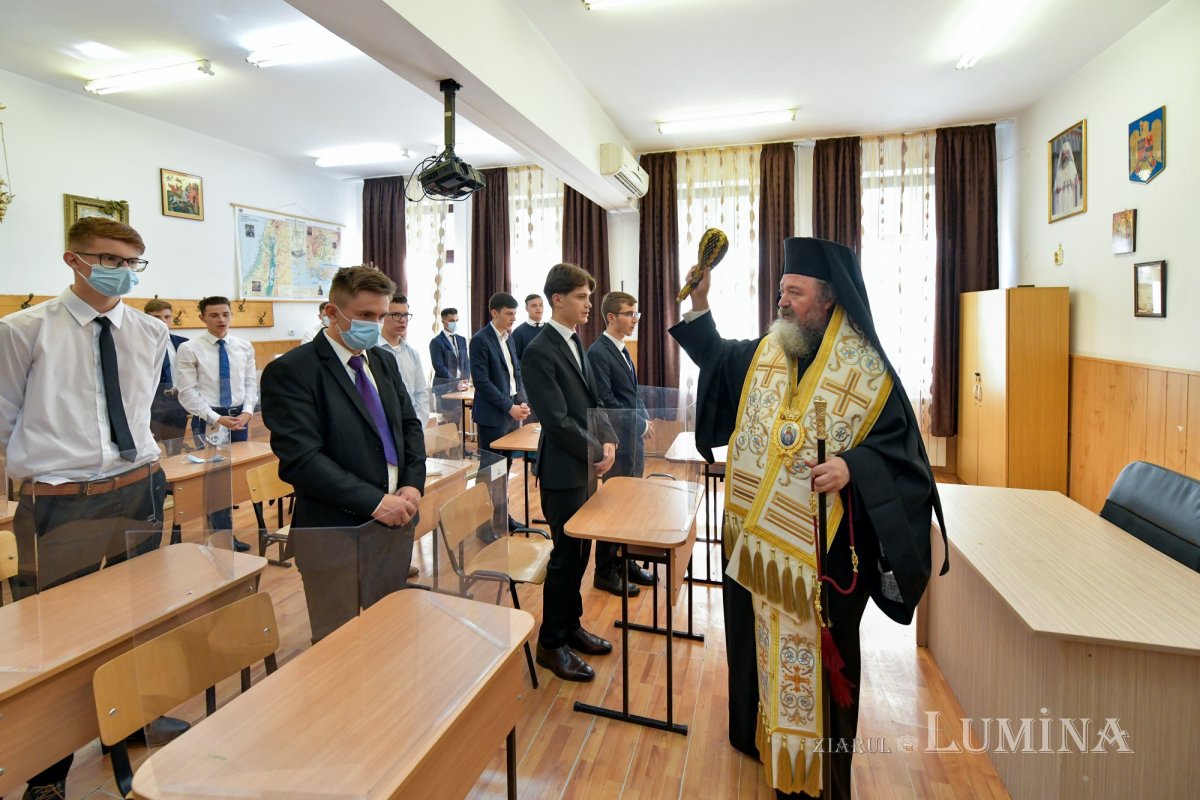 Deschiderea noului an școlar la Seminarul Teologic din Capitală 184394