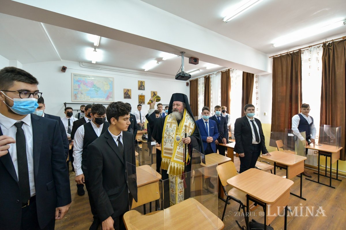 Deschiderea noului an școlar la Seminarul Teologic din Capitală 184395