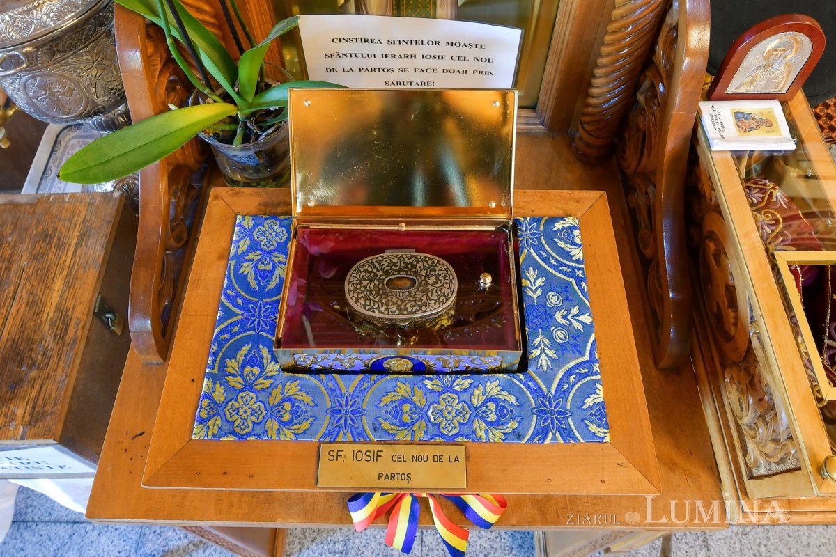 Slujind lui Dumnezeu și oamenilor sub ocrotirea Sfântului Iosif de la Partoş 184216
