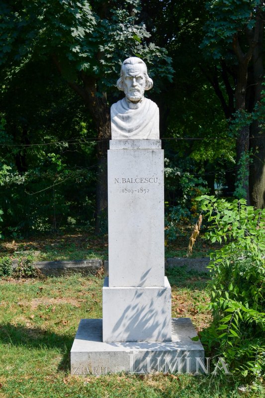 Bucureștiul are un monument pe kilometru pătrat 184559