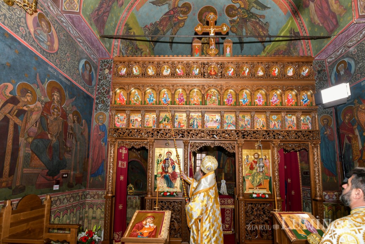 O nouă podoabă iconografică pentru Biserica Domnească din Ploieşti 184647