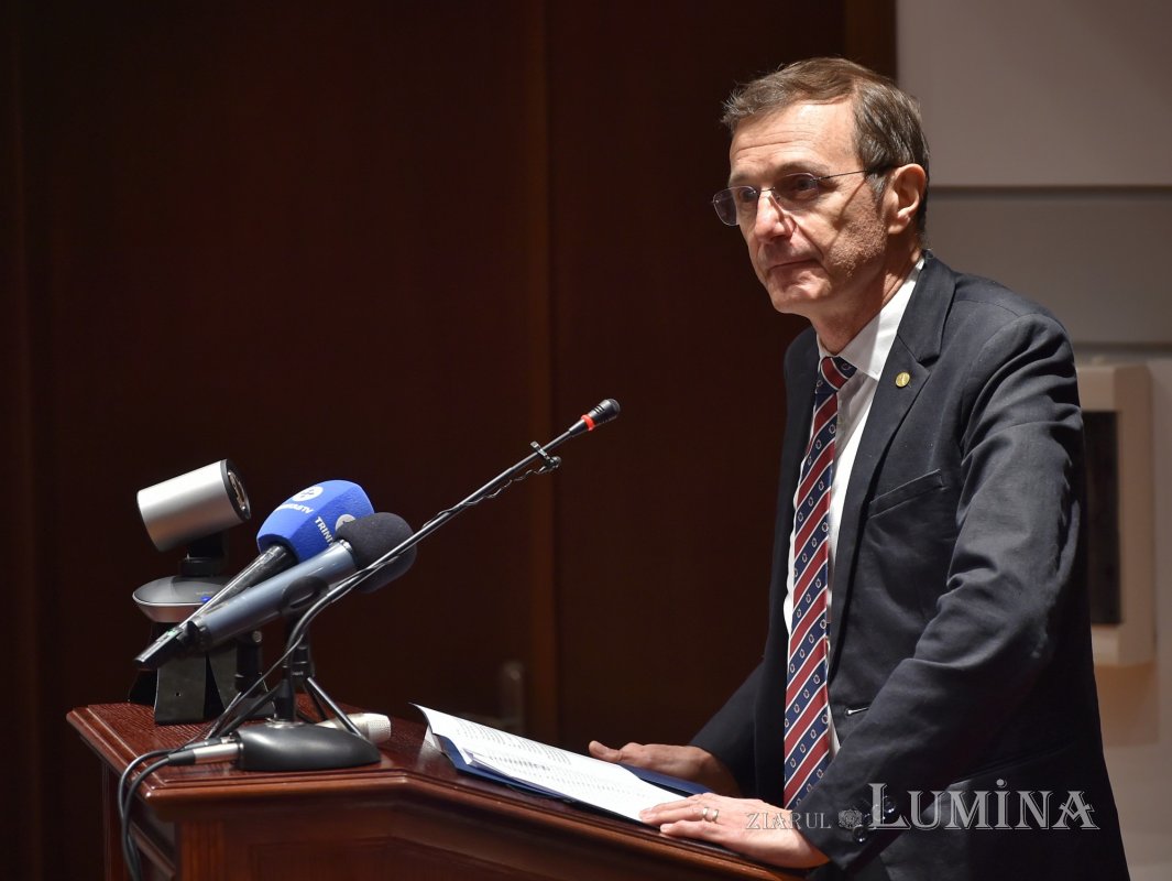 Sesiune dedicată Sfântului Voievod Neagoe Basarab la Academia Română 185025