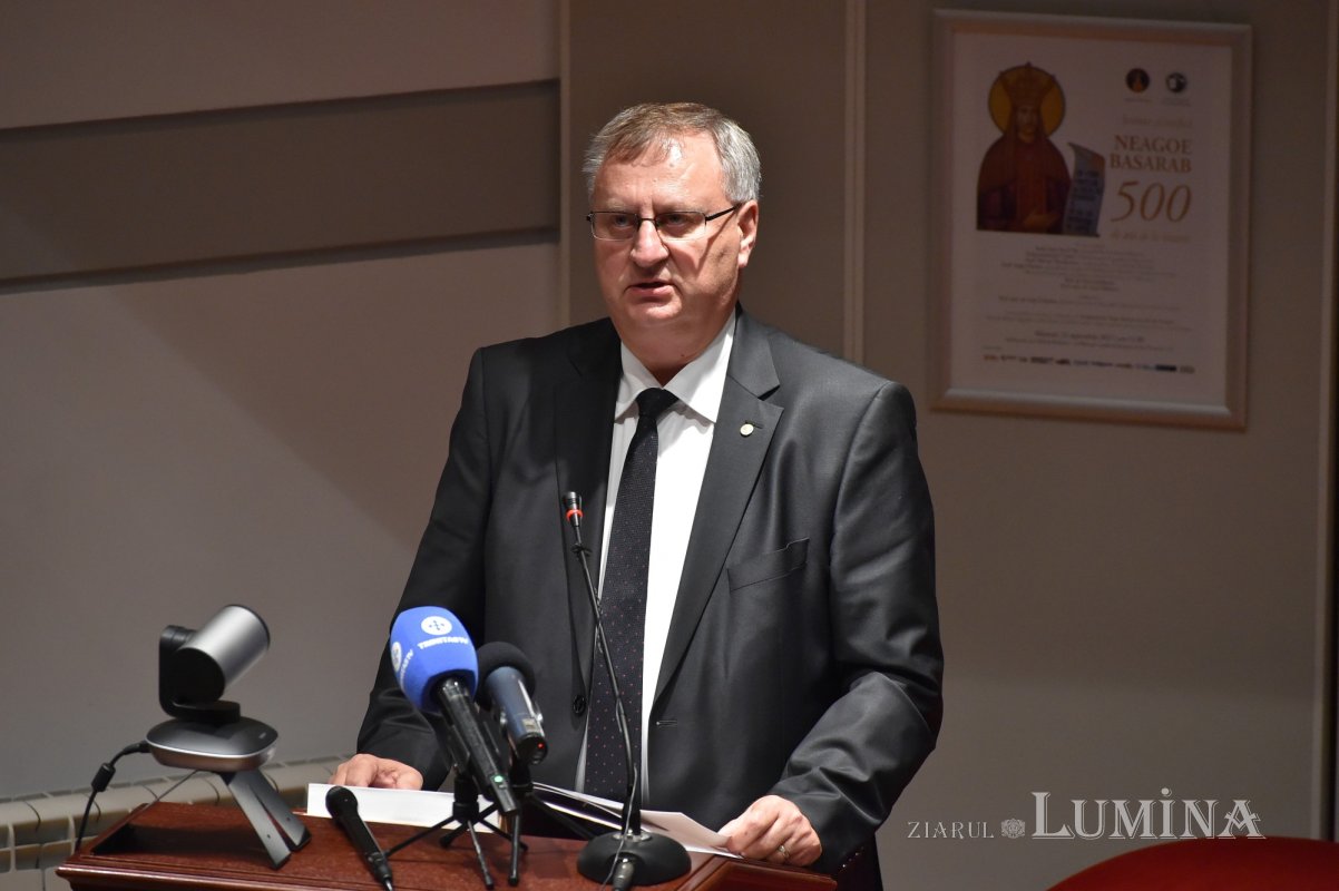 Sesiune dedicată Sfântului Voievod Neagoe Basarab la Academia Română 185041
