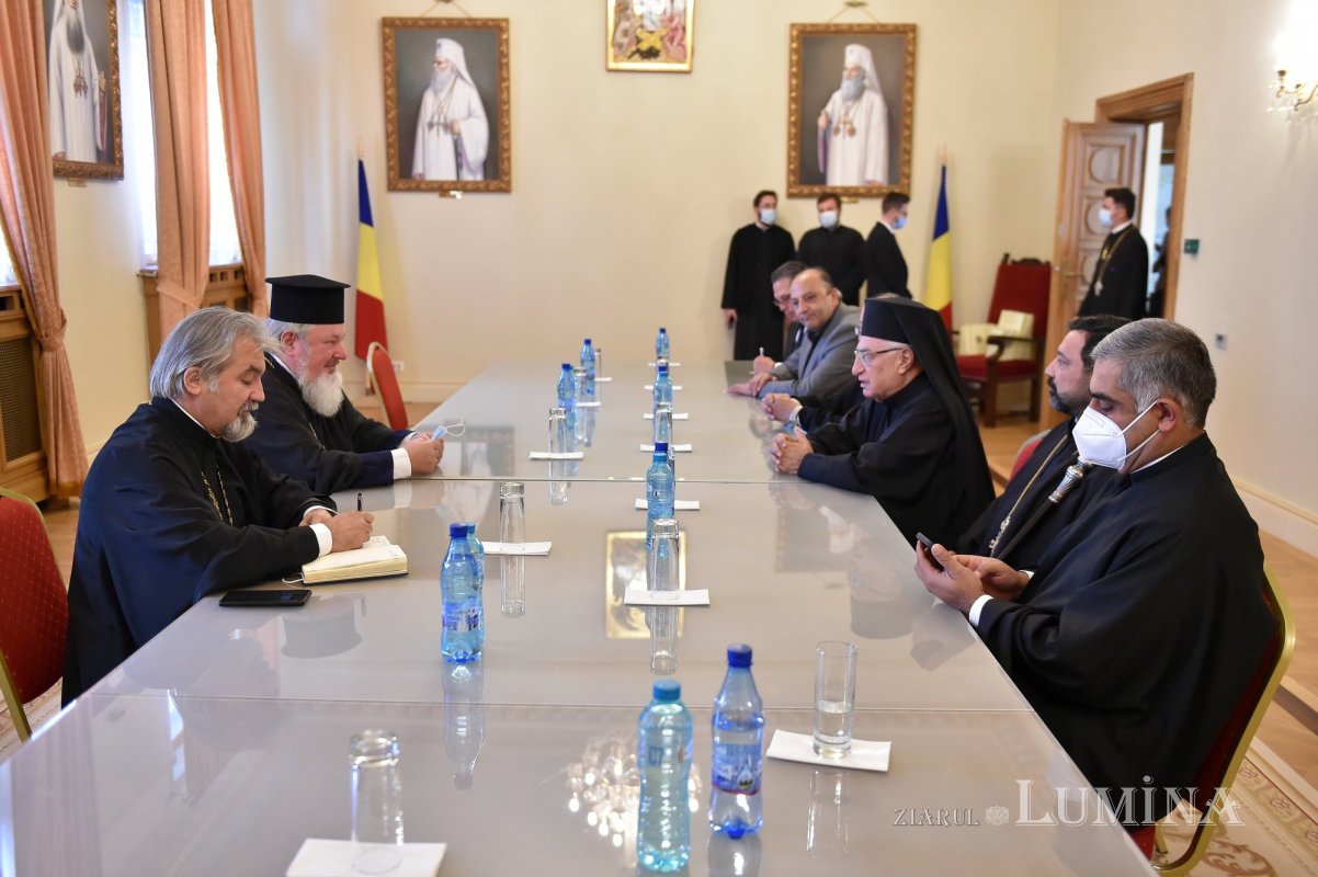Întâistătătorul Bisericii Greco-Catolice Melkite în vizită la Patriarhia Română 185176