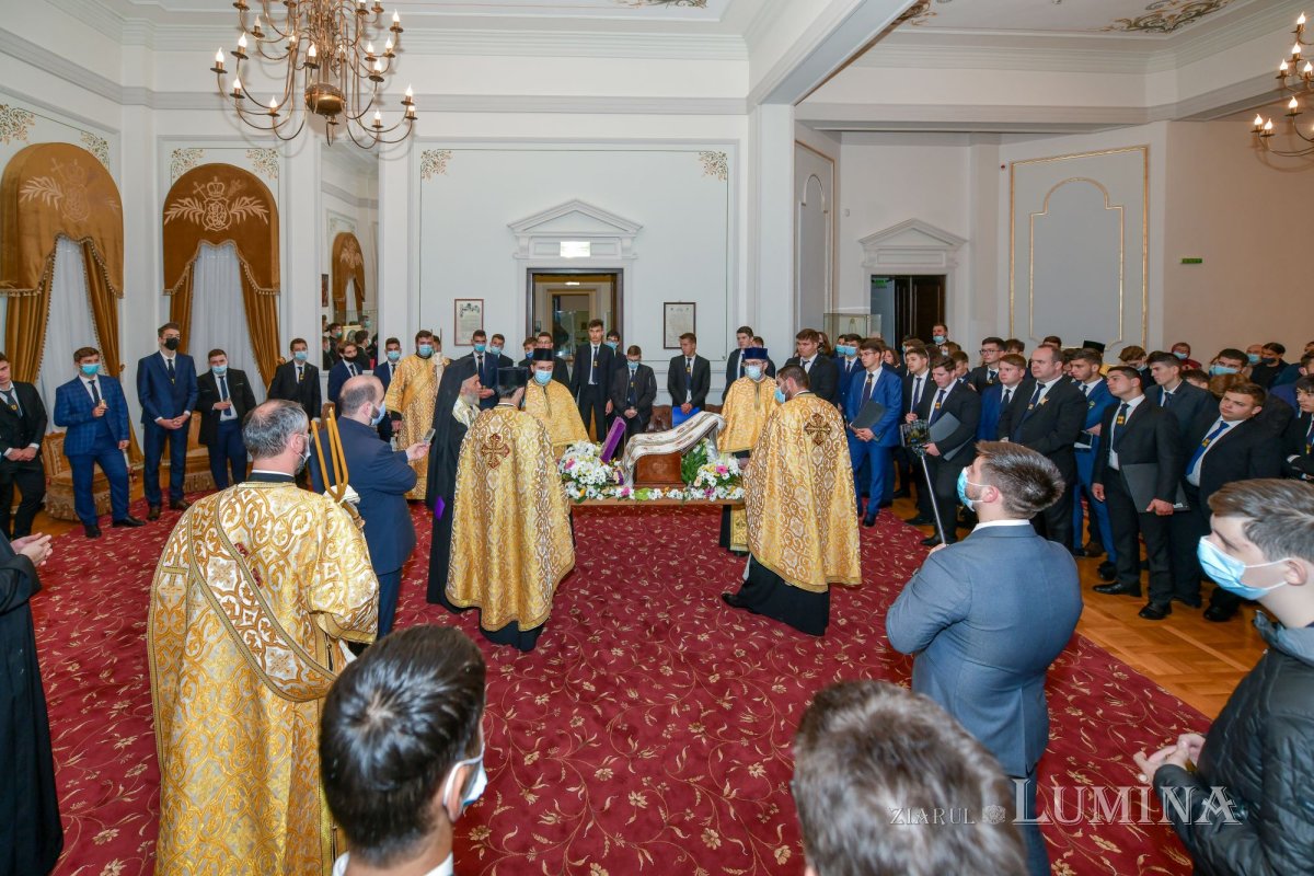 Episcopul Nifon Niculescu s-a întors pentru vremelnica odihnă în ctitoria sa din Galaţi 185298