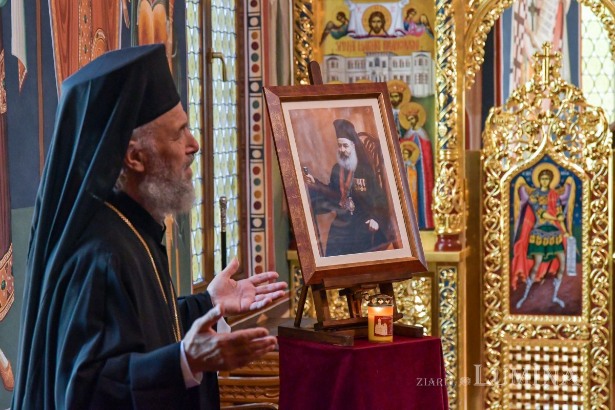 Sfânta Liturghie, Parastas și simpozion pentru Episcopul Nifon Niculescu al Dunării de Jos 185342