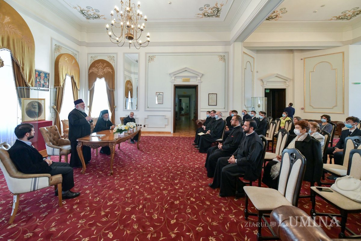 Sfânta Liturghie, Parastas și simpozion pentru Episcopul Nifon Niculescu al Dunării de Jos 185349