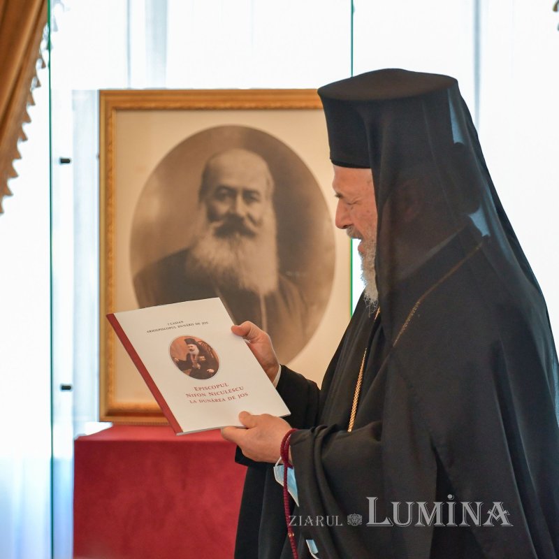 Sfânta Liturghie, Parastas și simpozion pentru Episcopul Nifon Niculescu al Dunării de Jos 185358