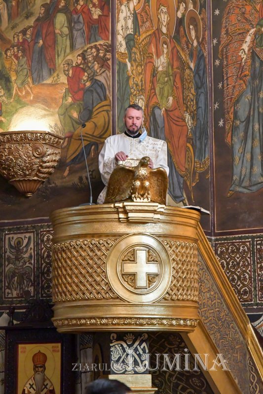 Osemintele Episcopului Nifon Niculescu au fost așezate în cripta ctitoriei sale 185519