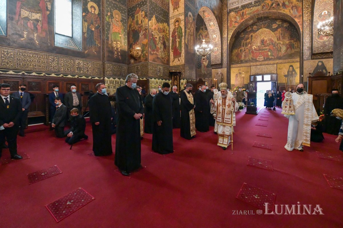 Arhiepiscopia Dunării de Jos la ceas aniversar 185799